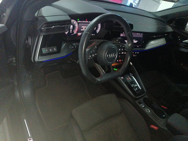 Audi A3 2021, 64900 км, за 18381 USD - фото 13