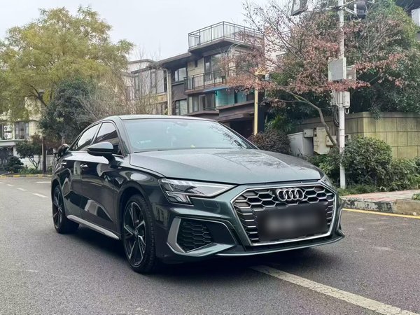 Audi A3 2021, 72400 км, за 14898 USD