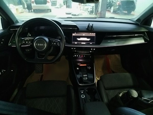 Audi A3 2021, 28000 км, за 18237 USD - фото 13