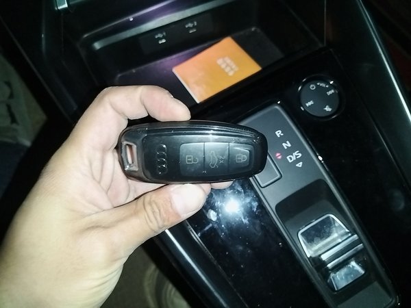 Audi A3 2021, 28000 км, за 18237 USD - фото 12