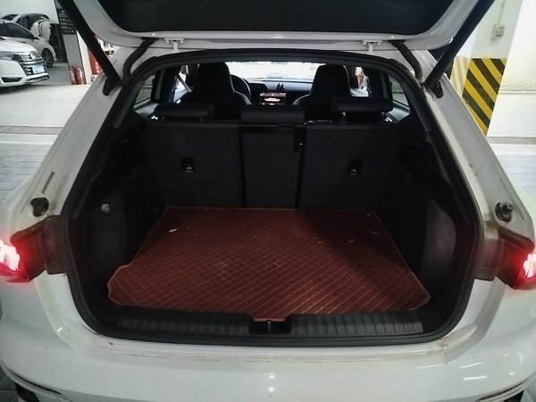 Audi A3 2021, 28000 км, за 18237 USD - фото 22