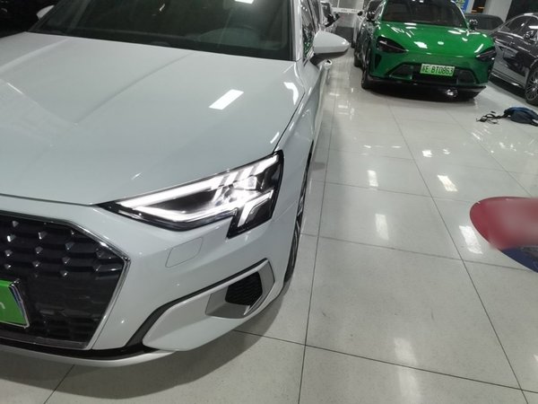 Audi A3 2021, 30100 км, за 14749 USD