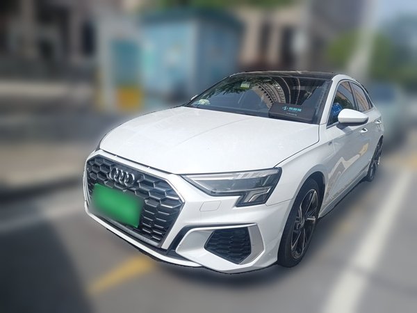 Audi A3 · 2021 год