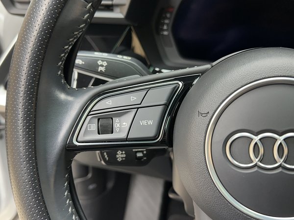 Audi A3 2021, 52000 км, за 17020 USD - фото 22