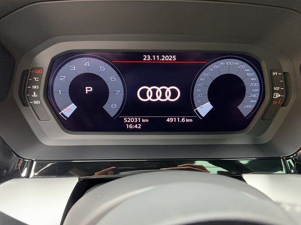 Audi A3 2021, 52000 км, за 17020 USD - фото 12