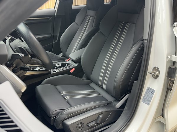 Audi A3 2021, 52000 км, за 17020 USD - фото 15