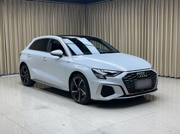 Audi A3 2021, 52000 км, за 17020 USD