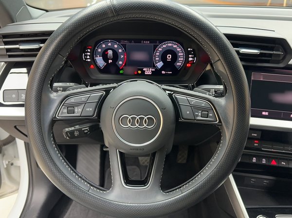 Audi A3 2021, 52000 км, за 17020 USD - фото 10