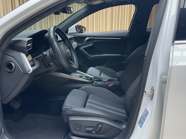 Audi A3 2021, 52000 км, за 17020 USD - фото 18