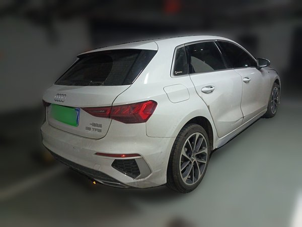 Audi A3 2021, 60600 км, за 13884 USD