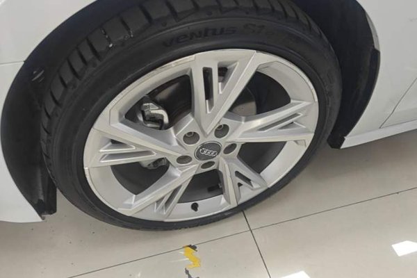 Audi A3 2021, 63500 км, за 15726 USD - фото 8