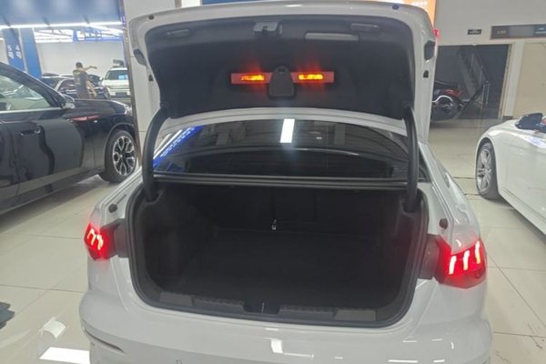 Audi A3 2021, 63500 км, за 15726 USD - фото 22