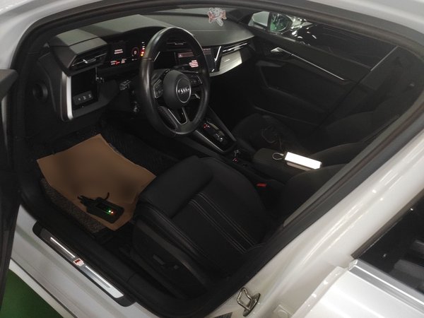 Audi A3 2021, 79200 км, за 15887 USD - фото 15