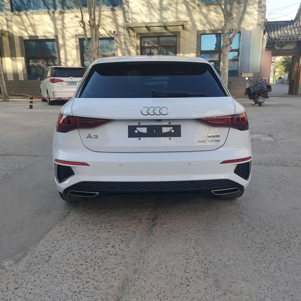 Audi A3 2021, 79200 км, за 15887 USD - фото 7