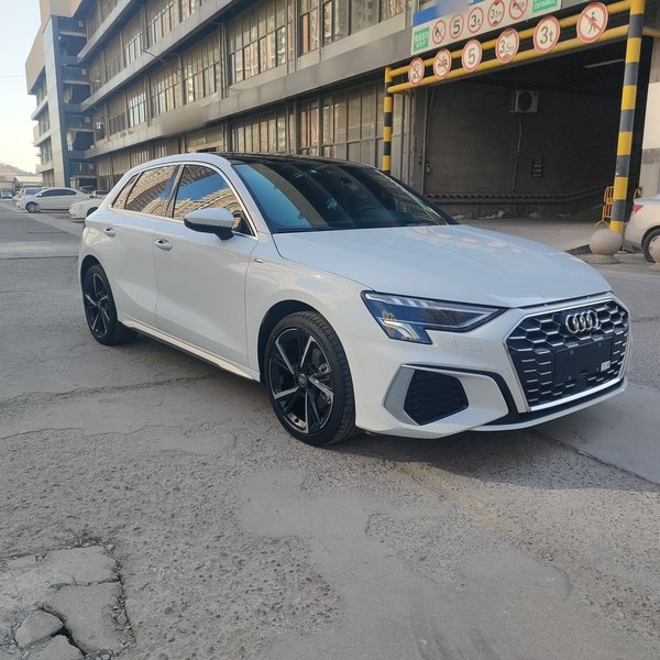 Audi A3 2021, 79200 км, за 15887 USD