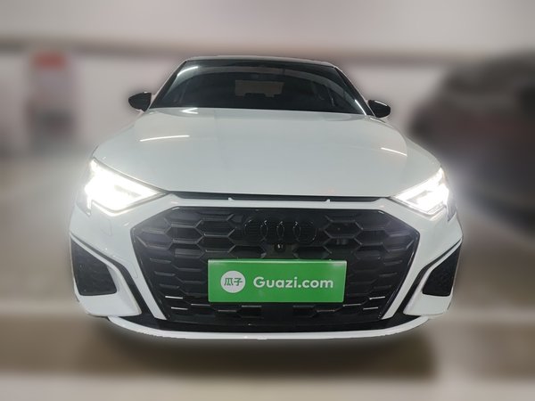 Audi A3 2022, 18000 км, за 16757 USD