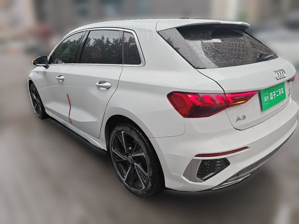 Audi A3 2022, 26900 км, за 21566 USD
