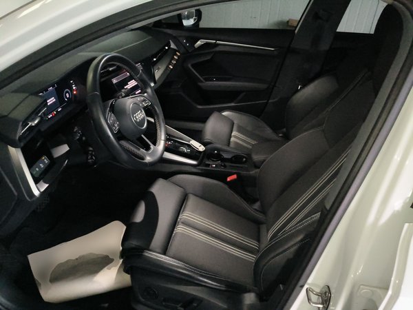 Audi A3 2022, 37600 км, за 18081 USD - фото 18