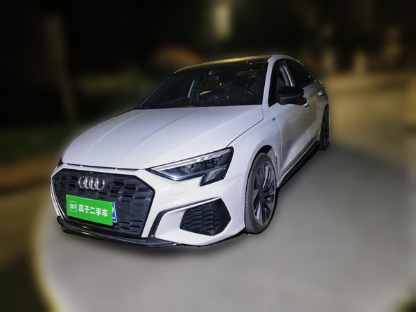 Audi A3 · 2022 год