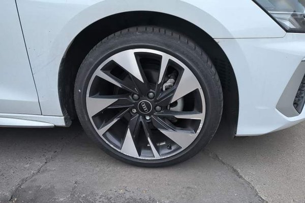Audi A3 2022, 41000 км, за 15543 USD - фото 8