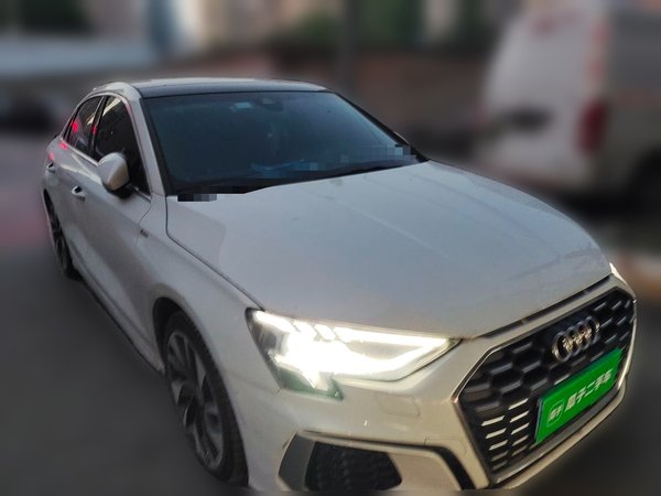 Audi A3 2022, 71900 км, за 15845 USD