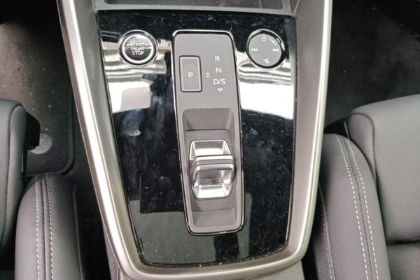 Audi A3 2023, 11400 км, за 22667 USD - фото 13