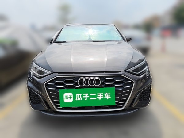 Audi A3 2023, 14300 км, за 25033 USD