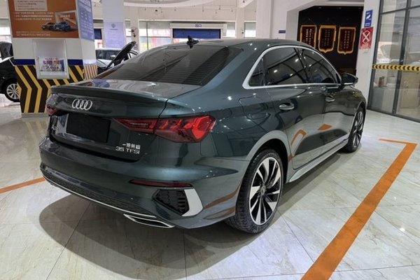 Audi A3 2023, 21600 км, за 24893 USD - фото 8