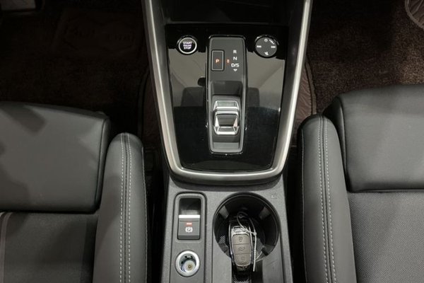 Audi A3 2023, 21600 км, за 24893 USD - фото 12