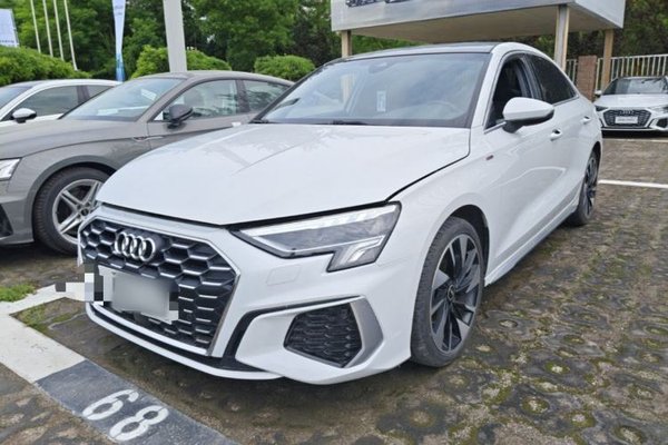 Audi A3 · 2023 год