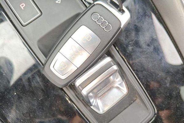 Audi A3 2023, 89800 км, за 15810 USD - фото 17