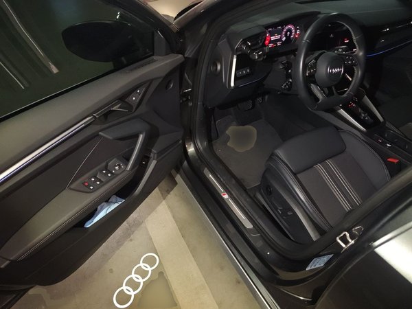 Audi A3 2024, 17900 км, за 18347 USD - фото 13