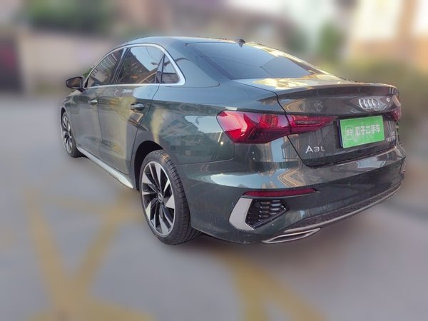 Audi A3 2024, 10200 км, за 16327 USD