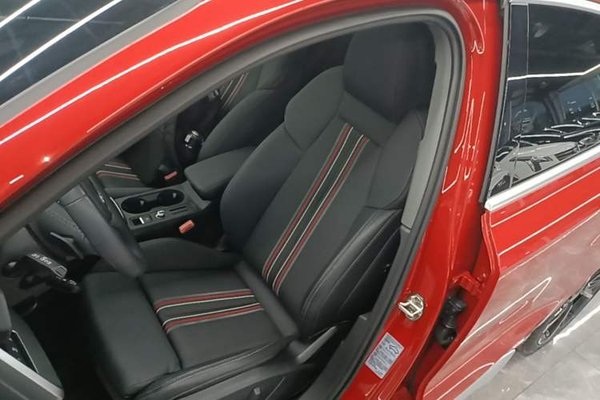 Audi A3 2024, 25600 км, за 18275 USD - фото 17