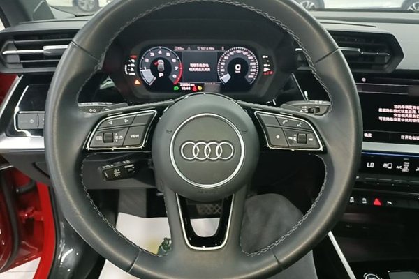 Audi A3 2024, 25600 км, за 18275 USD - фото 13