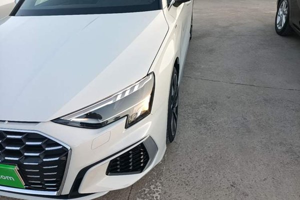 Audi A3 2024, 13300 км, за 21447 USD - фото 8