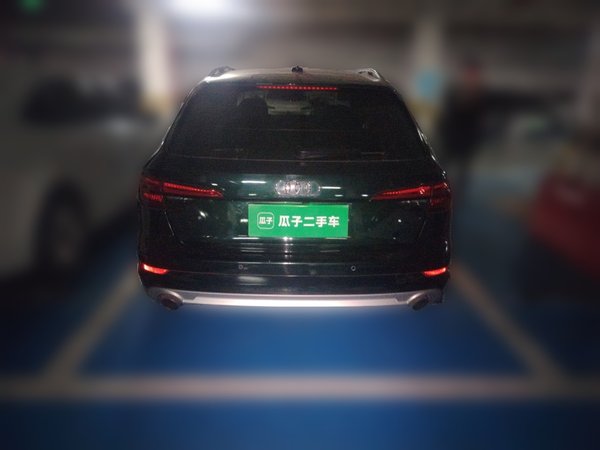 Audi A4 2017, 155500 км, за 18009 USD