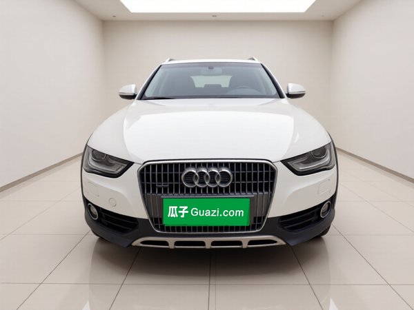 Audi A4 2014, 110500 км, за 13557 USD
