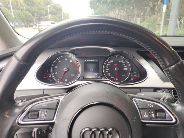 Audi A4 2014, 110500 км, за 13557 USD - фото 10