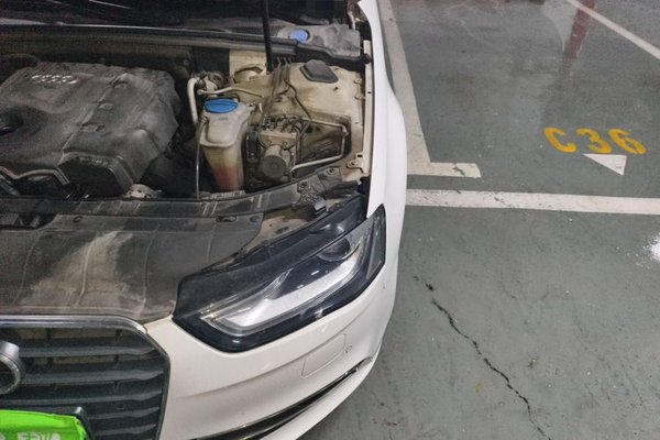Audi A4L 2013, 142900 км, за 6703 USD - фото 23