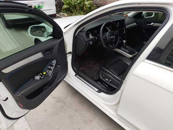 Audi A4 2013, 84300 км, за 8087 USD - фото 17