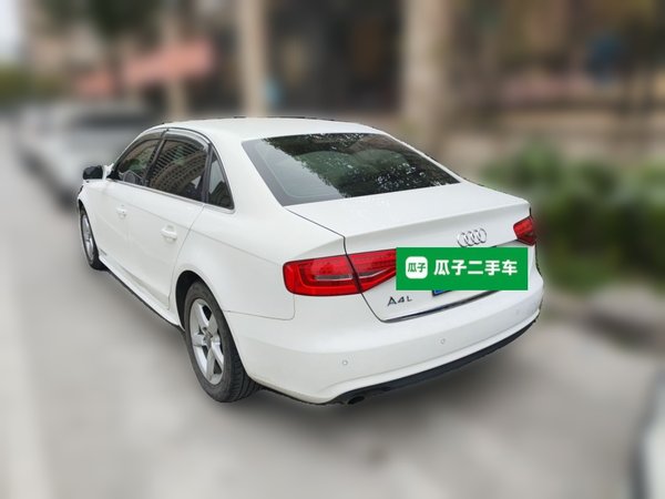Audi A4 2013, 84300 км, за 8087 USD