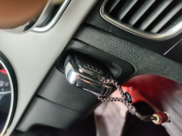 Audi A4 2013, 84300 км, за 8087 USD - фото 9