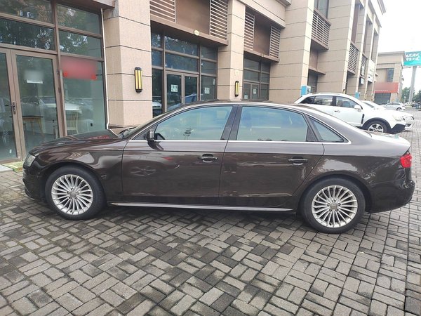Audi A4 2015, 128400 км, за 8953 USD - фото 20