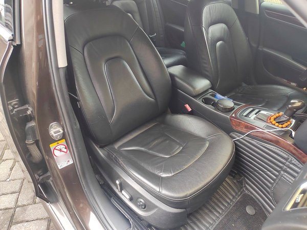 Audi A4 2015, 128400 км, за 8953 USD - фото 16