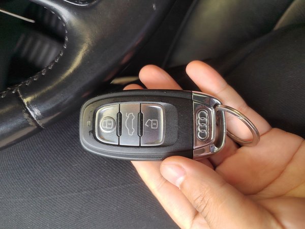 Audi A4 2015, 128400 км, за 8953 USD - фото 10