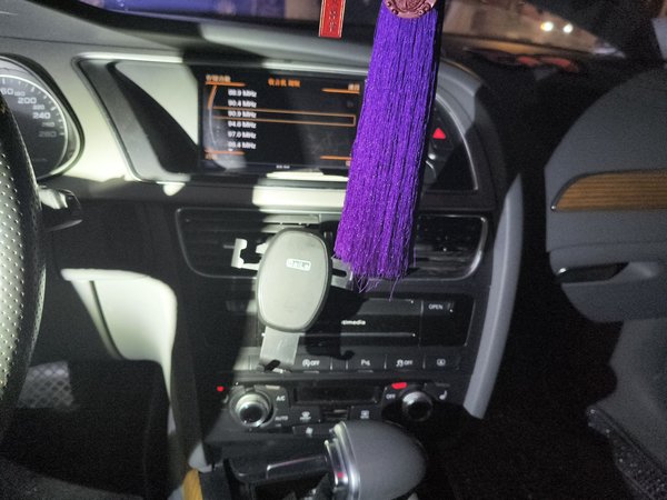 Audi A4L 2015, 108900 км, за 10566 USD - фото 10