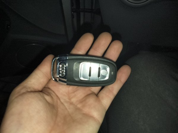 Audi A4L 2015, 108900 км, за 10566 USD - фото 17