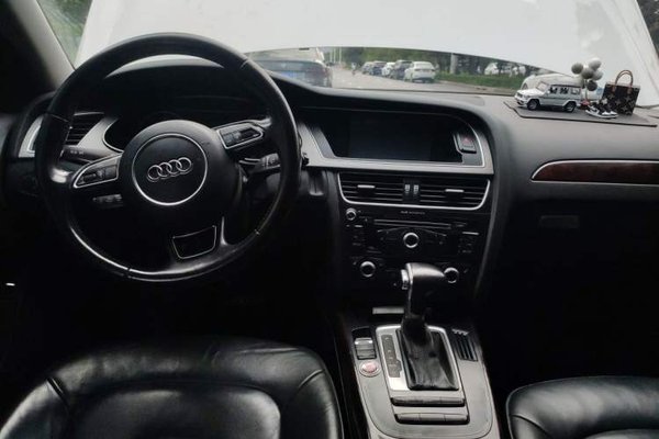 Audi A4L 2015, 106700 км, за 9864 USD - фото 6