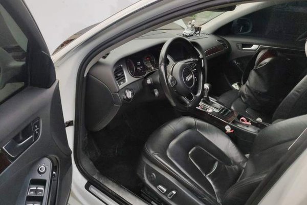 Audi A4L 2015, 106700 км, за 9864 USD - фото 13
